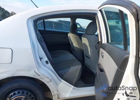 2010 Nissan Sentra 2.0S from USA, damaged, VIN 3N1AB6AP3AL617624